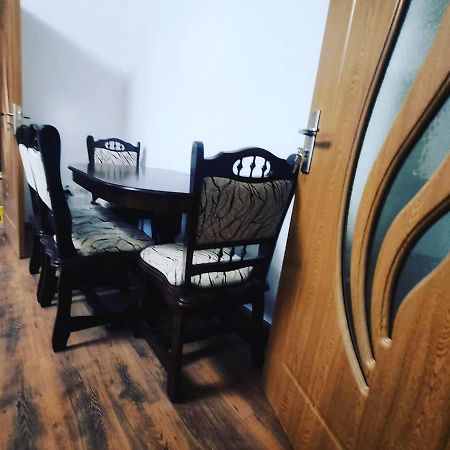 Appartement La Bunici à Baia Mare Extérieur photo